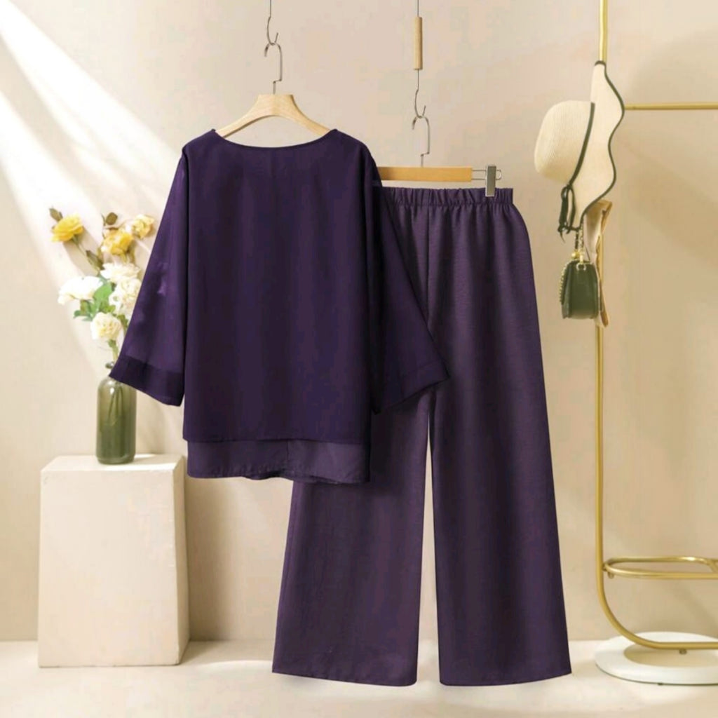 Conjunto de dos piezas Ibravacr en color púrpura profundo con blusa fluida de doble capa y pantalones de corte recto