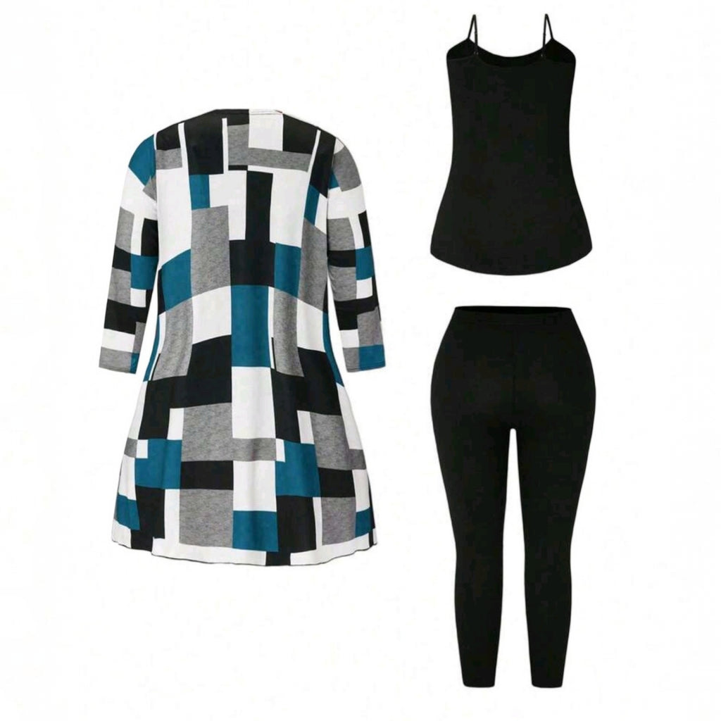 Conjunto de tres piezas Ibravacr con cárdigan estampado geométrico azul, negro y blanco, blusa y leggings negros.