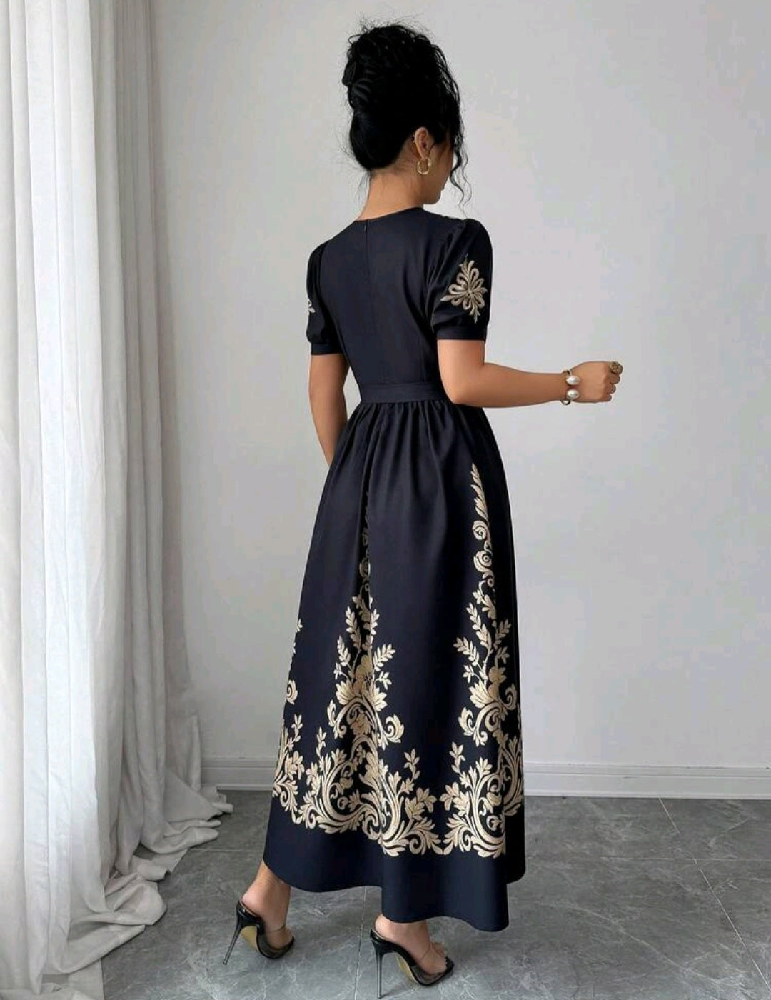 Vestido Negro Elegante